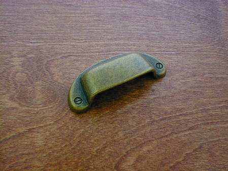 antique brass half round shell bin pull (sm) ch-0298.09