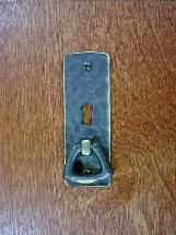 cast brass w/copper highlight vertical keyhole bail pull