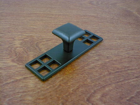 oil rubbed bronze smooth backplate w/square knob