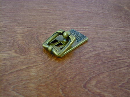 antique brass anviled backplate w/drop bail (sm)