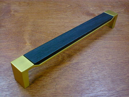 CH-23wbgb brushed golden brass fuse metal black walnut pull (lg)