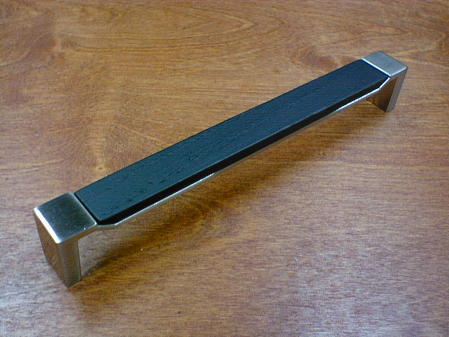 CH-23wbsn satin nickel fuse metal black walnut pull (lg)