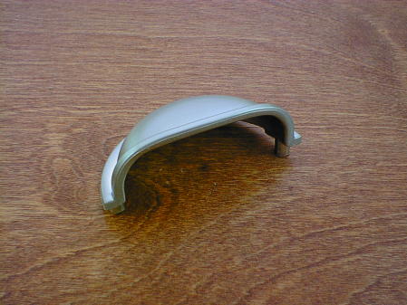 Ch2443bn brushed nickel smooth surface cup finger pull