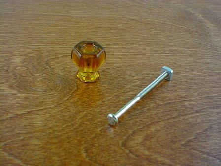 amber glass small knob w/nickel bolt ch5271