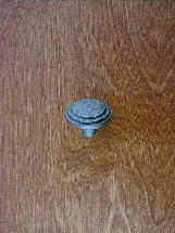 satin bronze arts crafts round knob (lg)