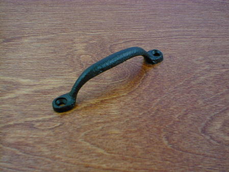 country farmhouse cast 3-1/2in drawer/door pull ch9123