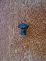 ch9252 country farmhouse cast round stair step knob