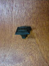 vintage bronze traditional fluted base square.knob (lg) ch4670vb Craftsmanhardware.com