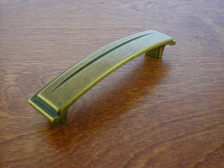 antique brass art deco style smooth face handle (sm) ch134709